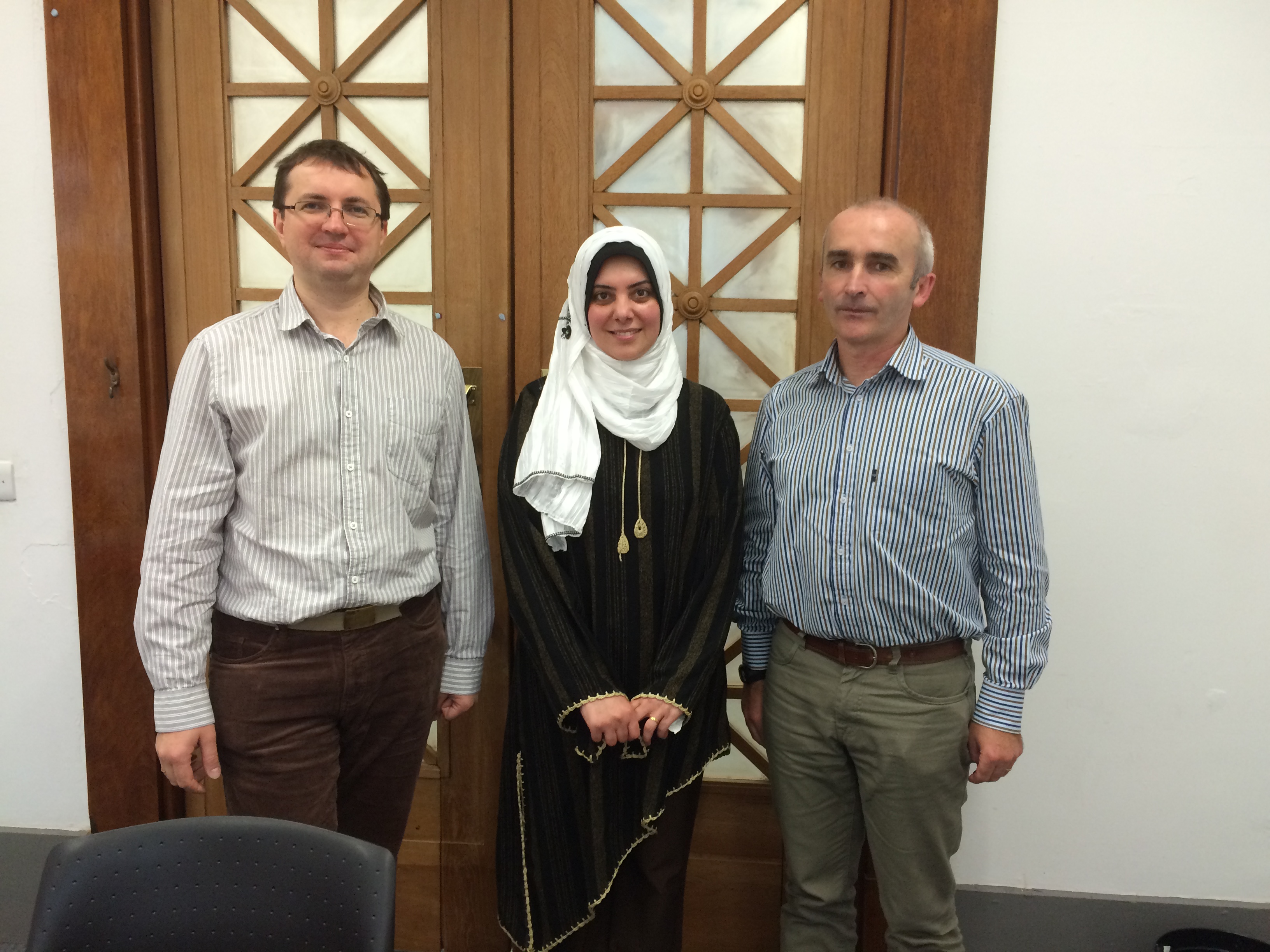Sbubhieh Salhi With Examiners 2014-9-26